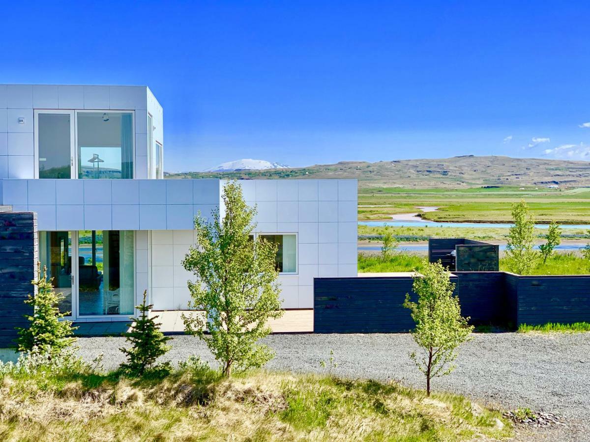 Brun Villa Laugaras Exterior photo